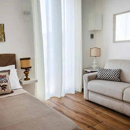 Crisafi Luxury Flat Casa de hóspedes 3*